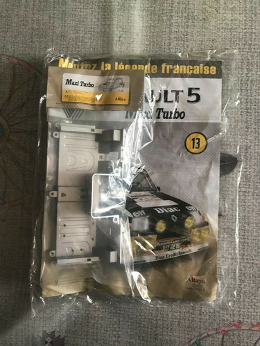 Voiture miniature maquette - voiture,